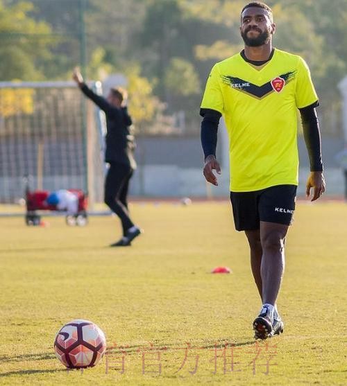 穆里奇帽子戏法助梅县取胜 穆伦加面对救主梅开二度